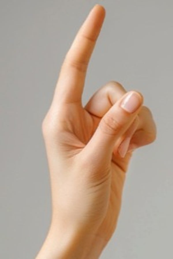 the tall finger