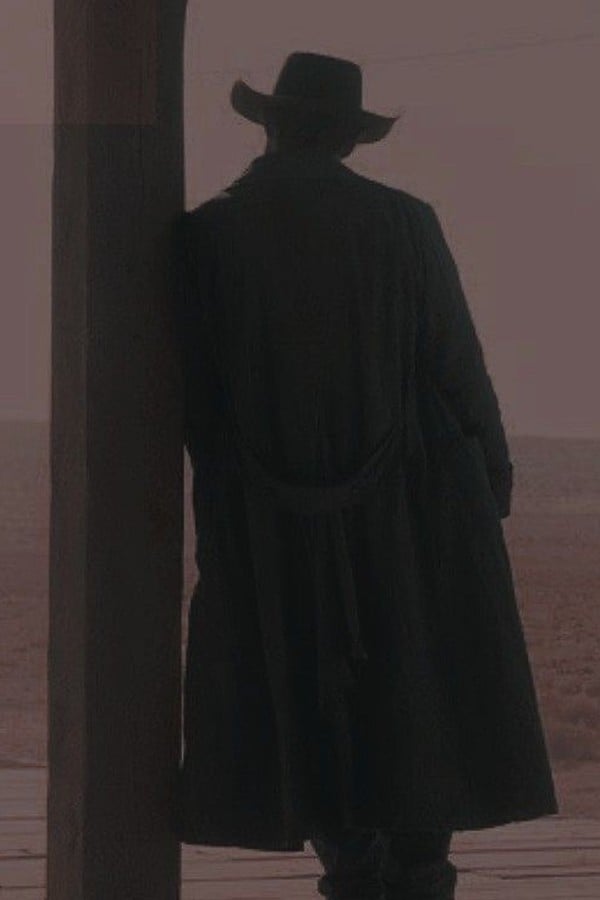 The sun of the west